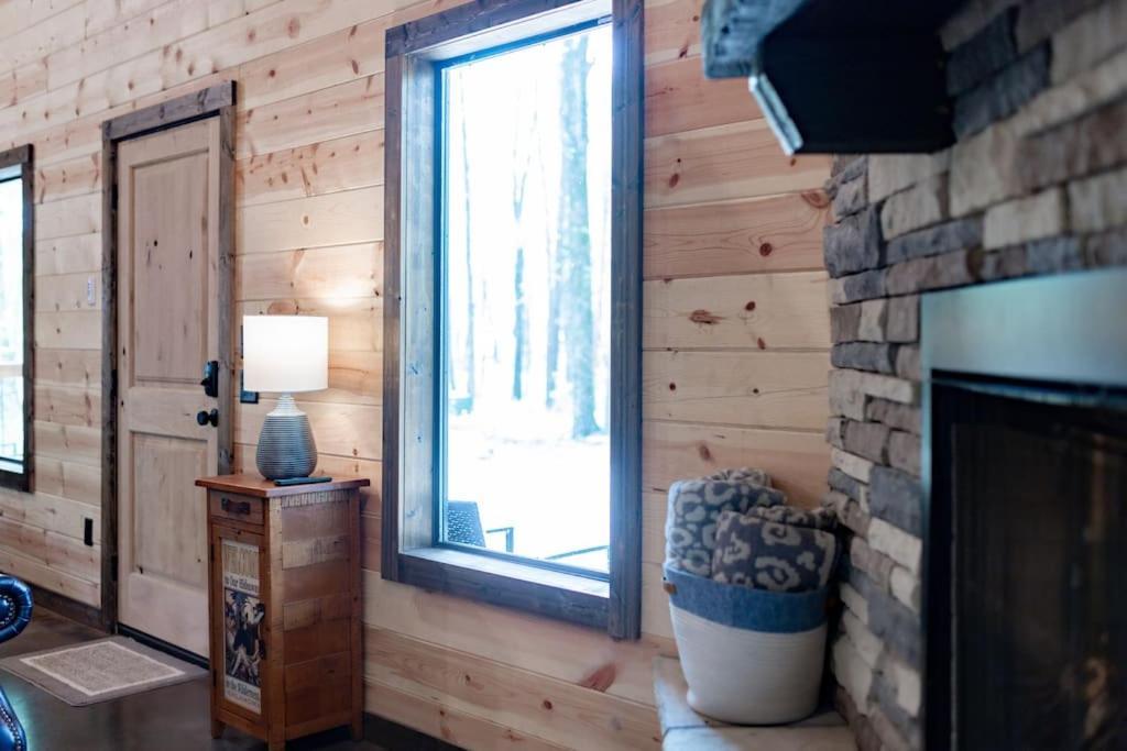 The Secluded Reset Button Cabin Брокен-Боу Экстерьер фото